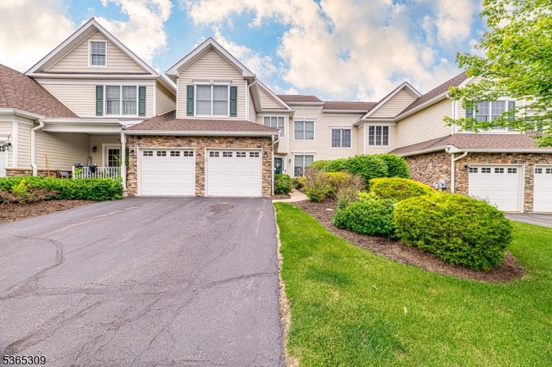 19 Briar Ct  Hardyston Twp. NJ 07419 photo