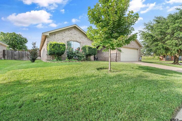 Property Photo:  10820 Cactus Trail  TX 75762 