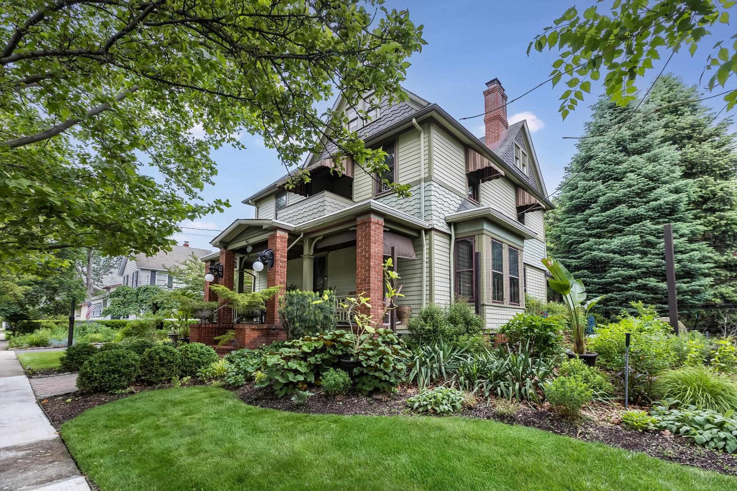 Property Photo: 33 Ramapo Ave NJ 07442