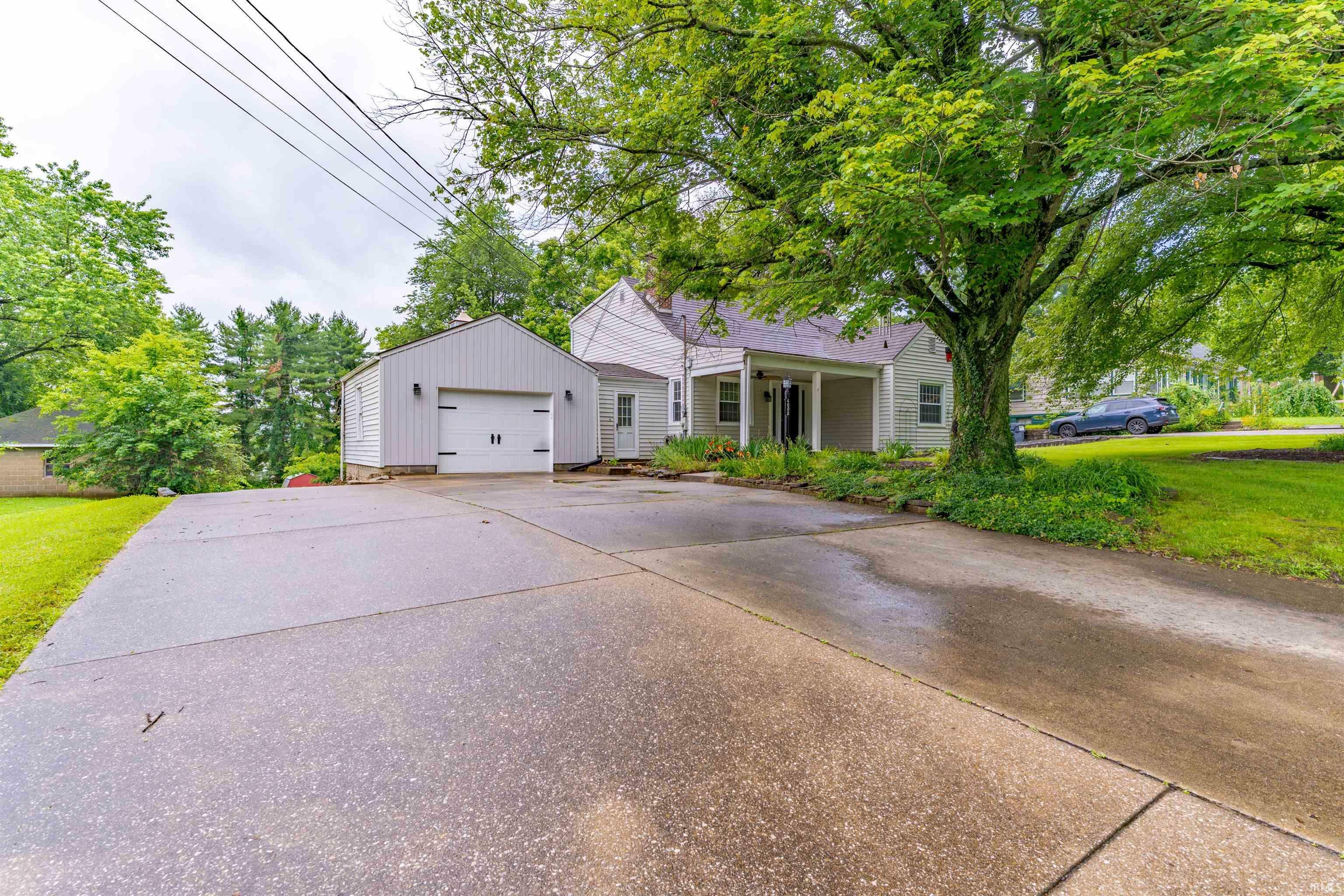 Property Photo: 4608 Hogue Road IN 47712