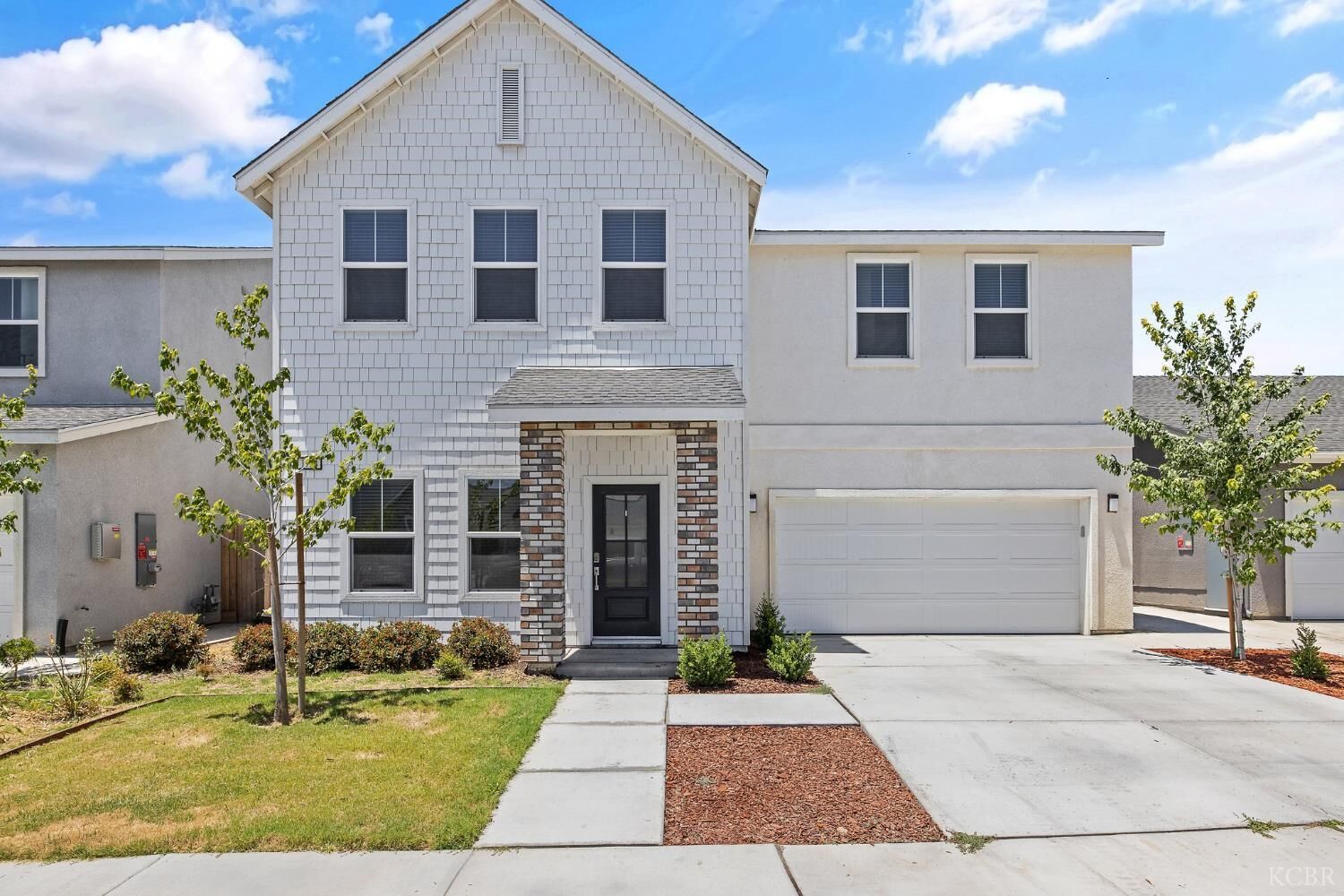 Property Photo: 1754 N Aster Lake Road CA 93230