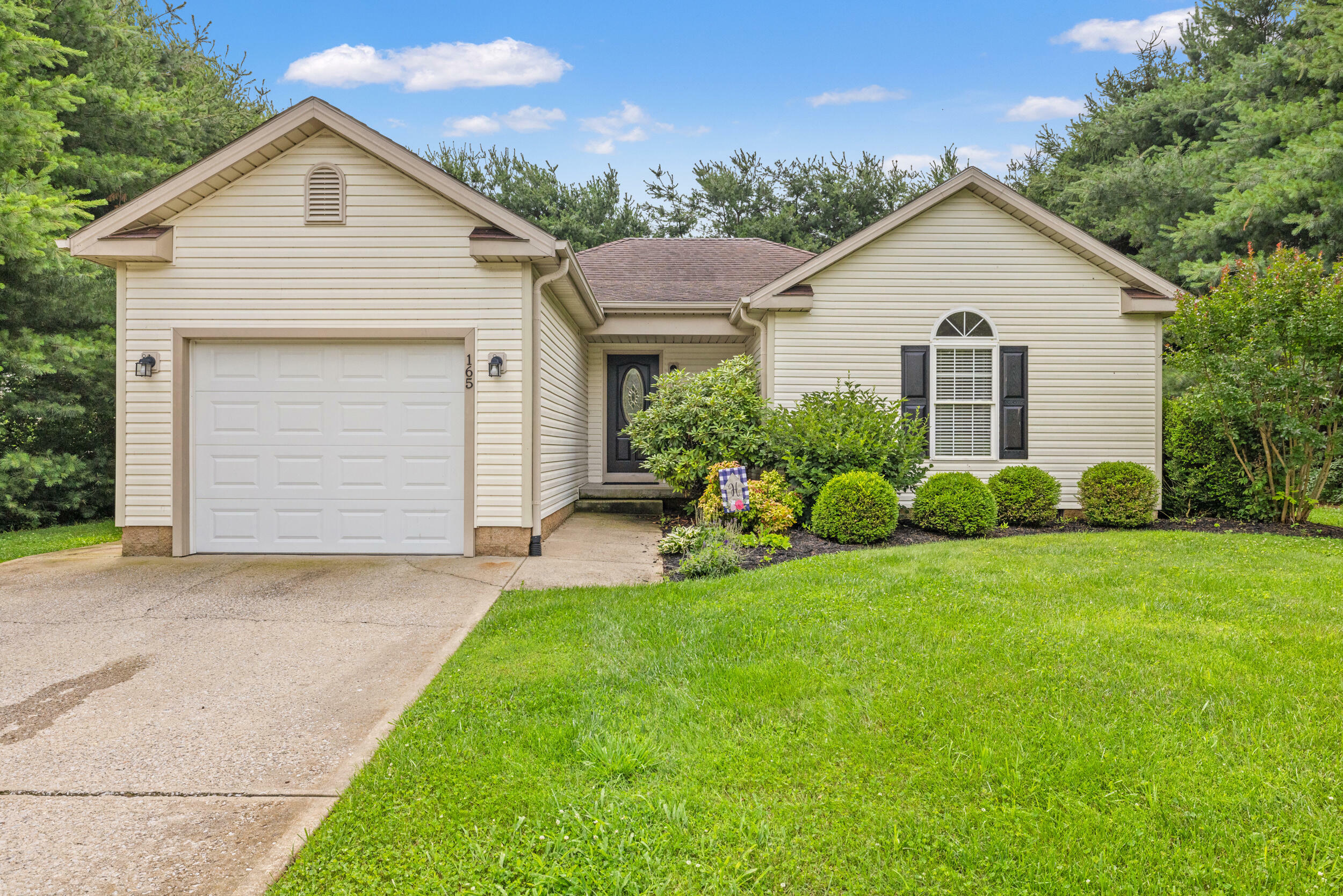 165 Rolling Meadows Drive  Stanford KY 40484 photo