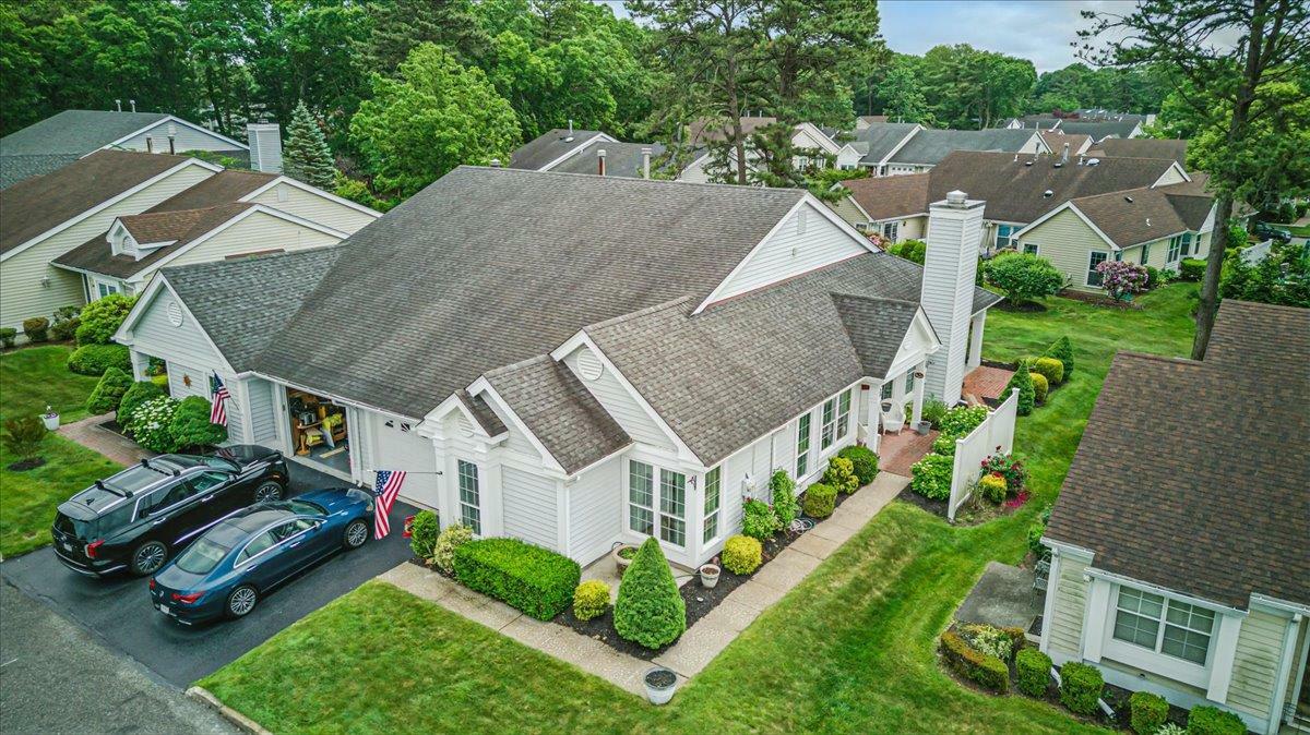Property Photo: 5 Sayville Court NY 11961