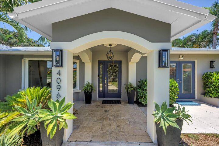 Property Photo:  4096 38th Street S  FL 33711 