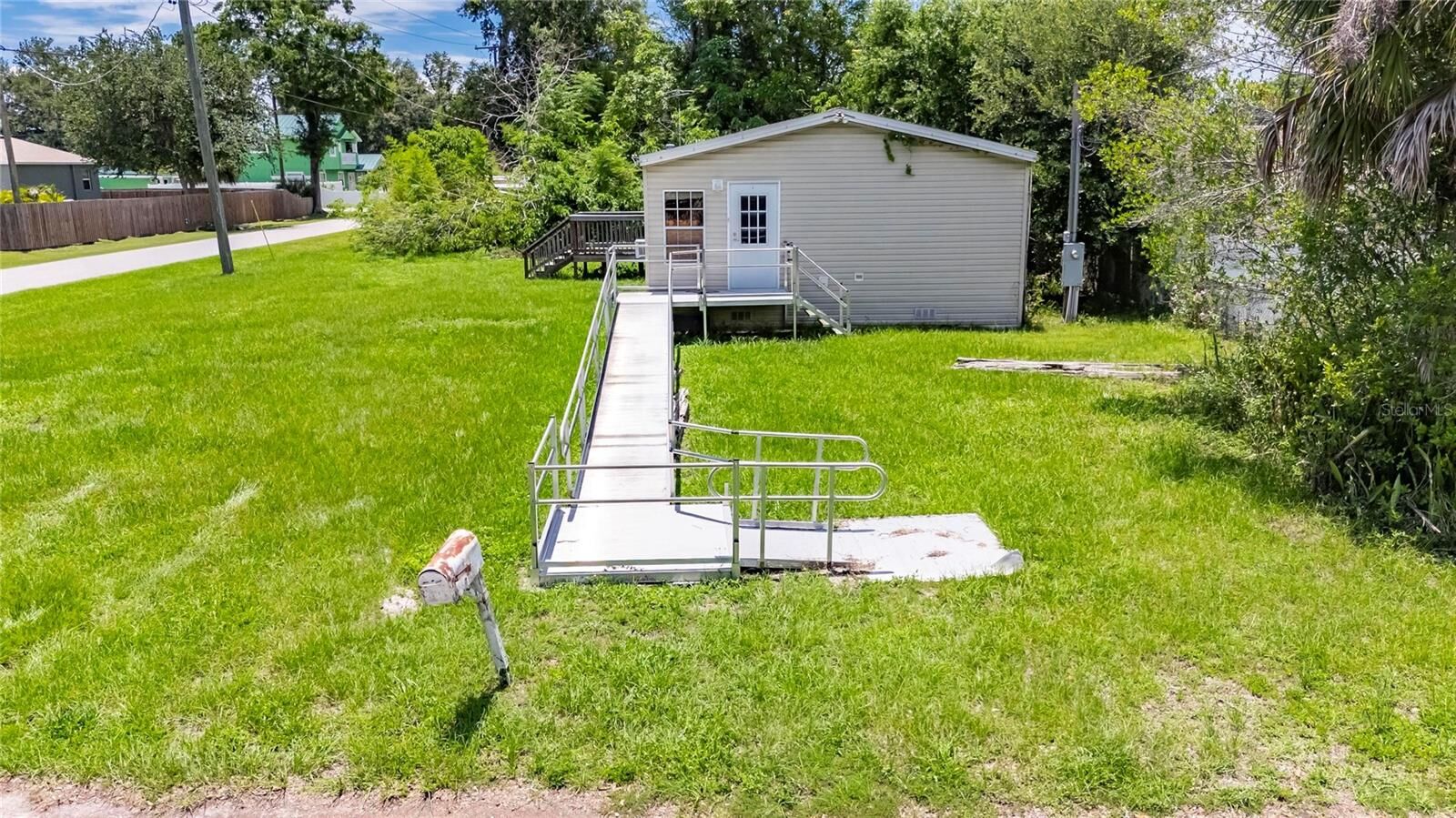 Property Photo:  12902 Pittsfield Avenue  FL 33624 