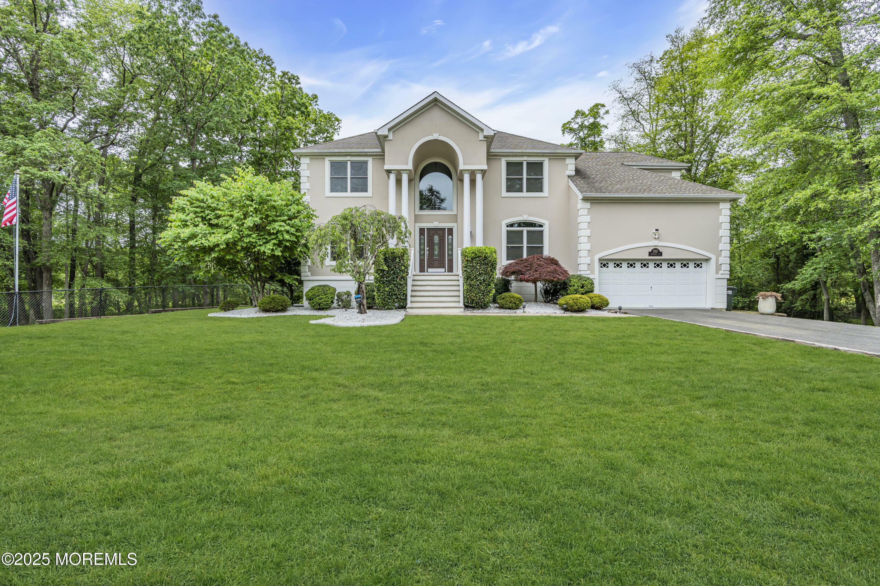 292 Friendship Road  Howell NJ 07731 photo