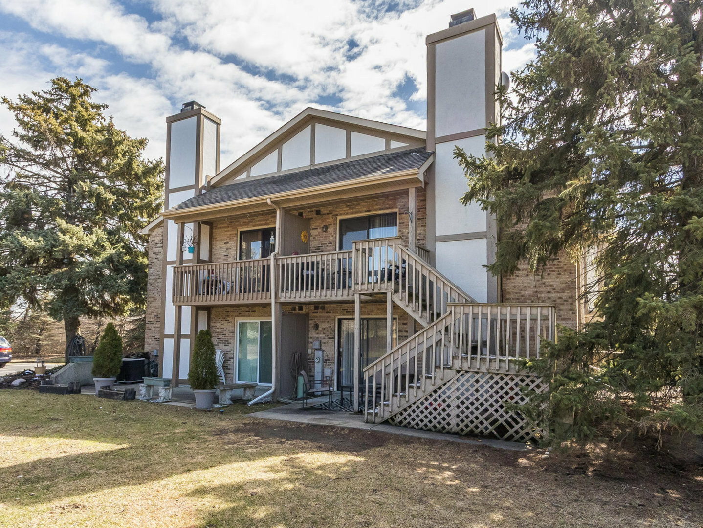 Property Photo: 2326 Olde Mill Road IL 60586