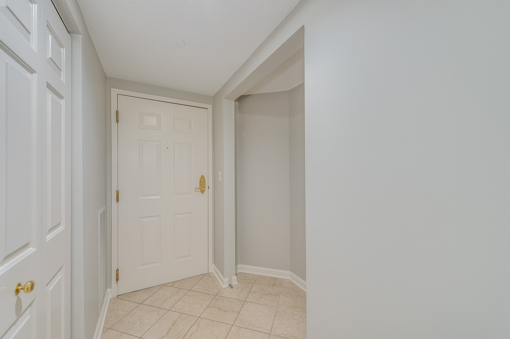 Property Photo: 511 Aurora Avenue 410 IL 60540