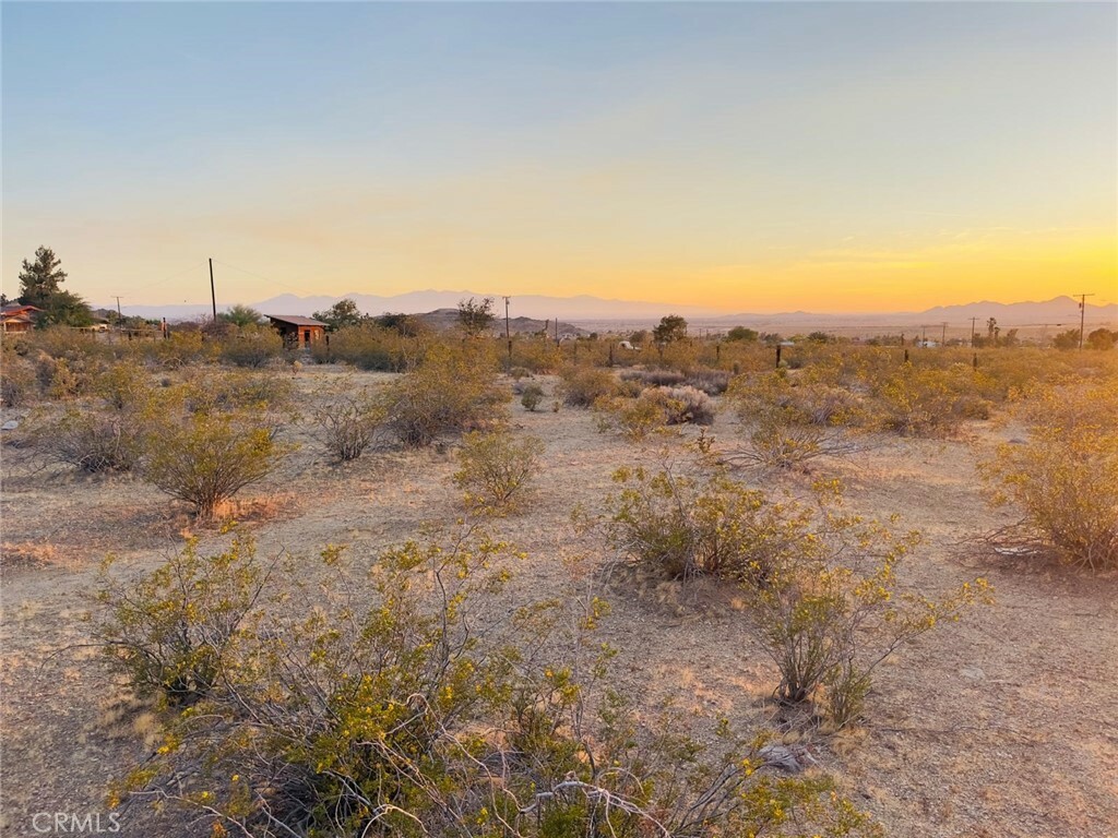 Property Photo:  2 Old Mine Road  CA 92307 