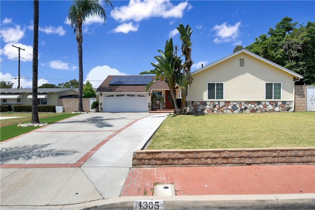 Property Photo:  1305 E Eckerman Avenue  CA 91790 