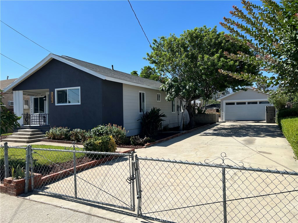 Property Photo: 1350 Pleasant View Avenue CA 92882