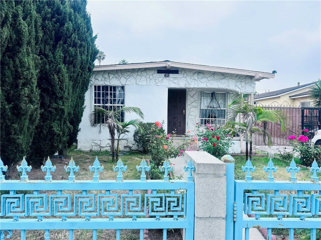 Property Photo: 418 W 103rd Street CA 90003