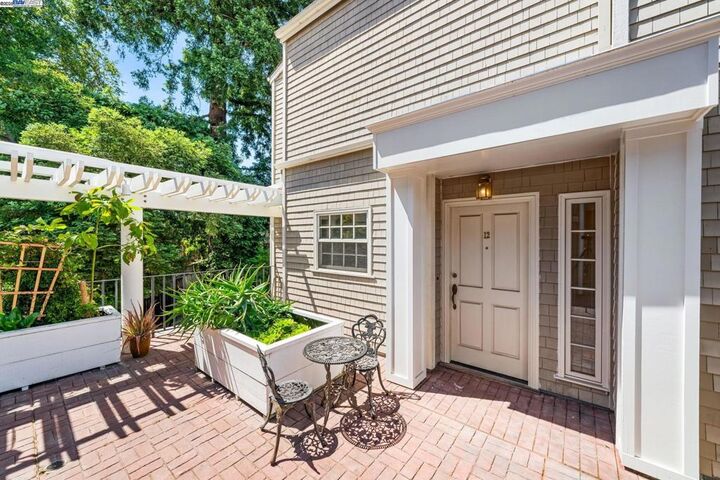 1555 Cherry St 12  San Carlos CA 94070 photo