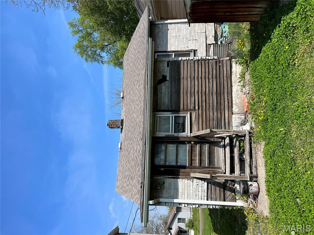 Property Photo: 2334 E 24th Street IL 62040