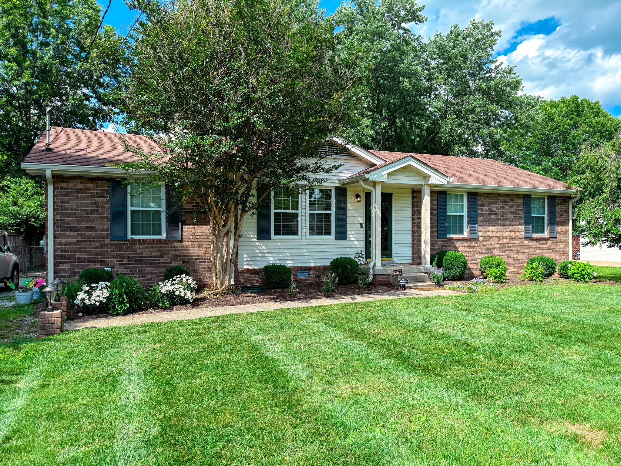 Property Photo: 122 Rockwood Ter TN 37066