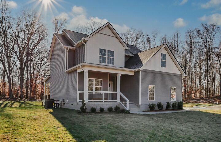 Property Photo:  532 Canyon View Court  TN 37040 