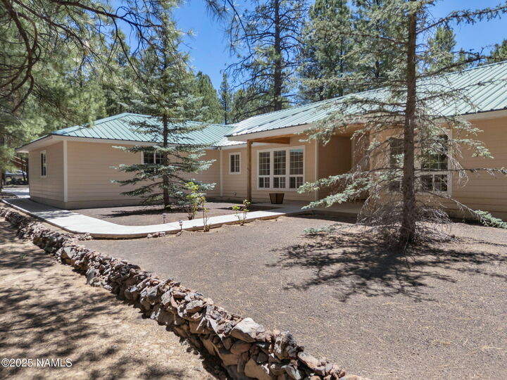 Property Photo:  3548 W Kiltie Loop  AZ 86005 