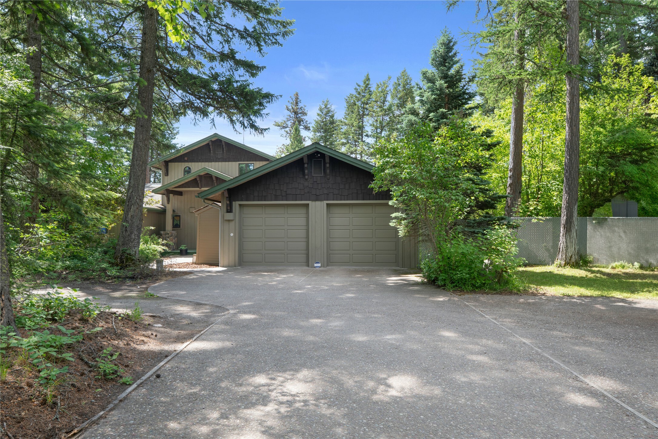 Property Photo: 14371 Hidden Bay Lane MT 59911