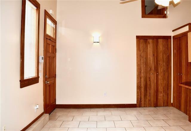 Property Photo: 2200 Valence Street LA 70115