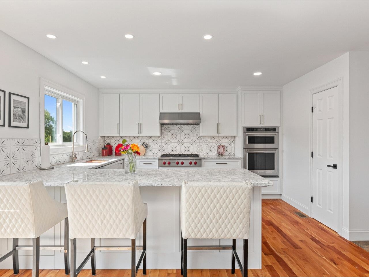 Property Photo: 27 Weeping Willow Lane VT 05403