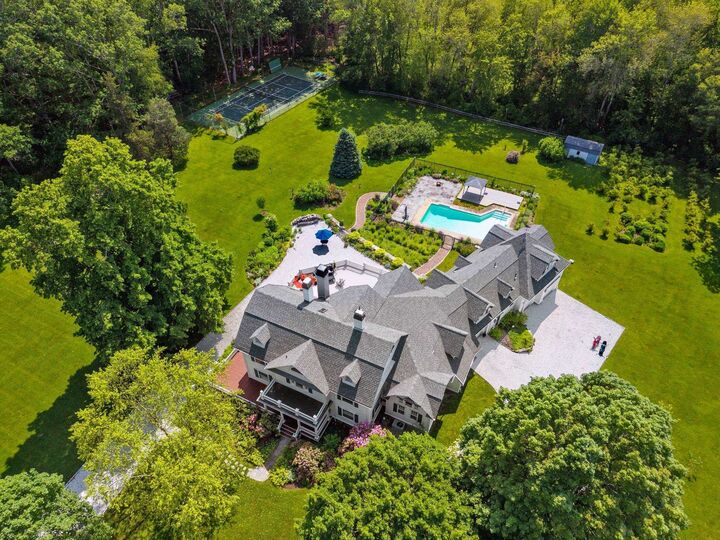 Property Photo:  633 Central Road  NH 03871 