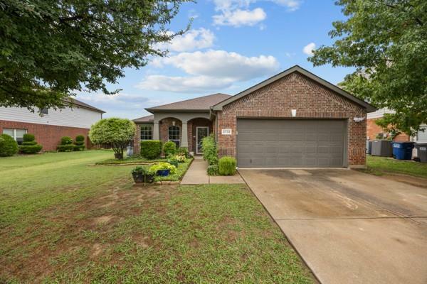 Property Photo: 2732 Cowboy Trail TX 75068