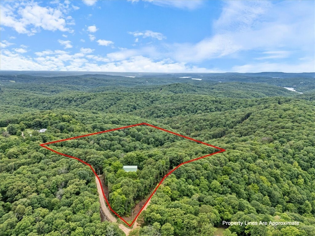 Property Photo: 70 County Road 1143 AR 72632