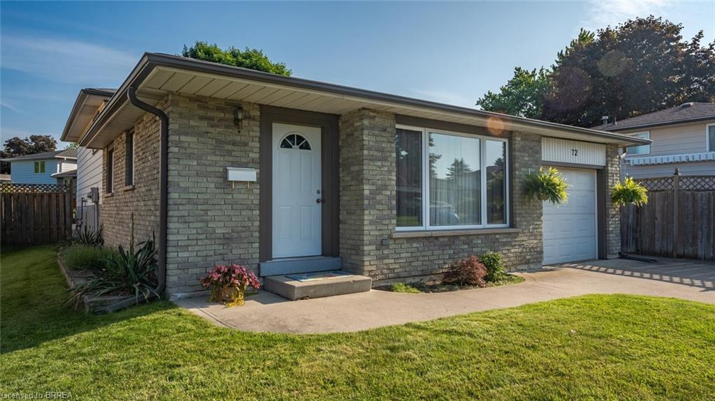 72 Magnolia Drive  Paris ON N3L 3N3 photo