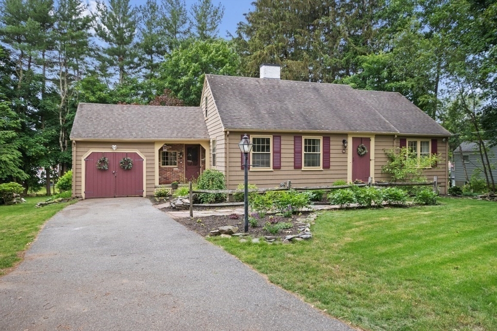 Property Photo: 96 Wakefield St MA 01867