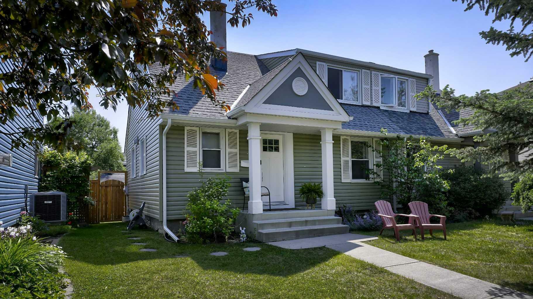 115 Amiens Crescent SW  Calgary AB T2T 6E7 photo