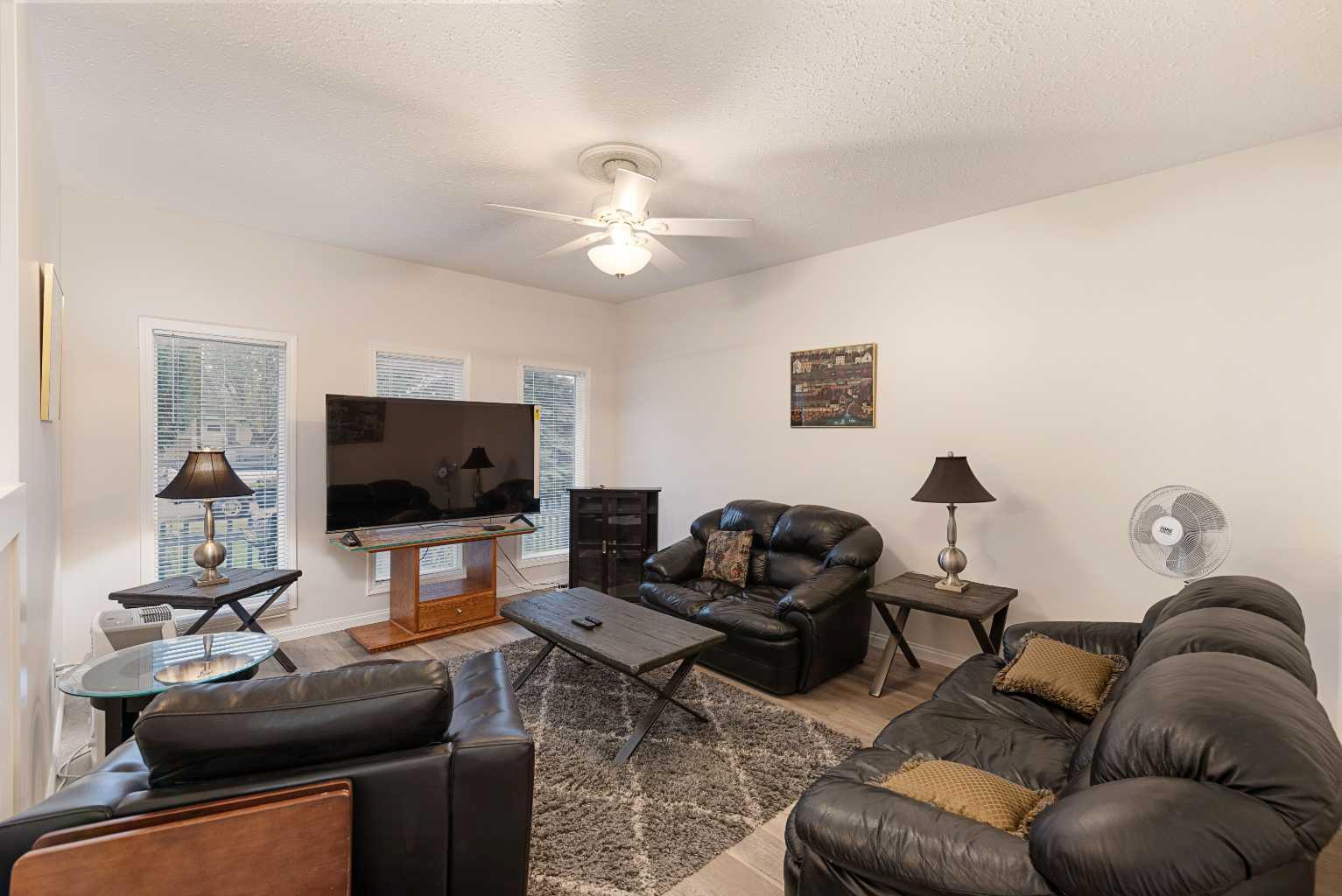 Property Photo: 5310 26 Street Close AB T9V 2L5