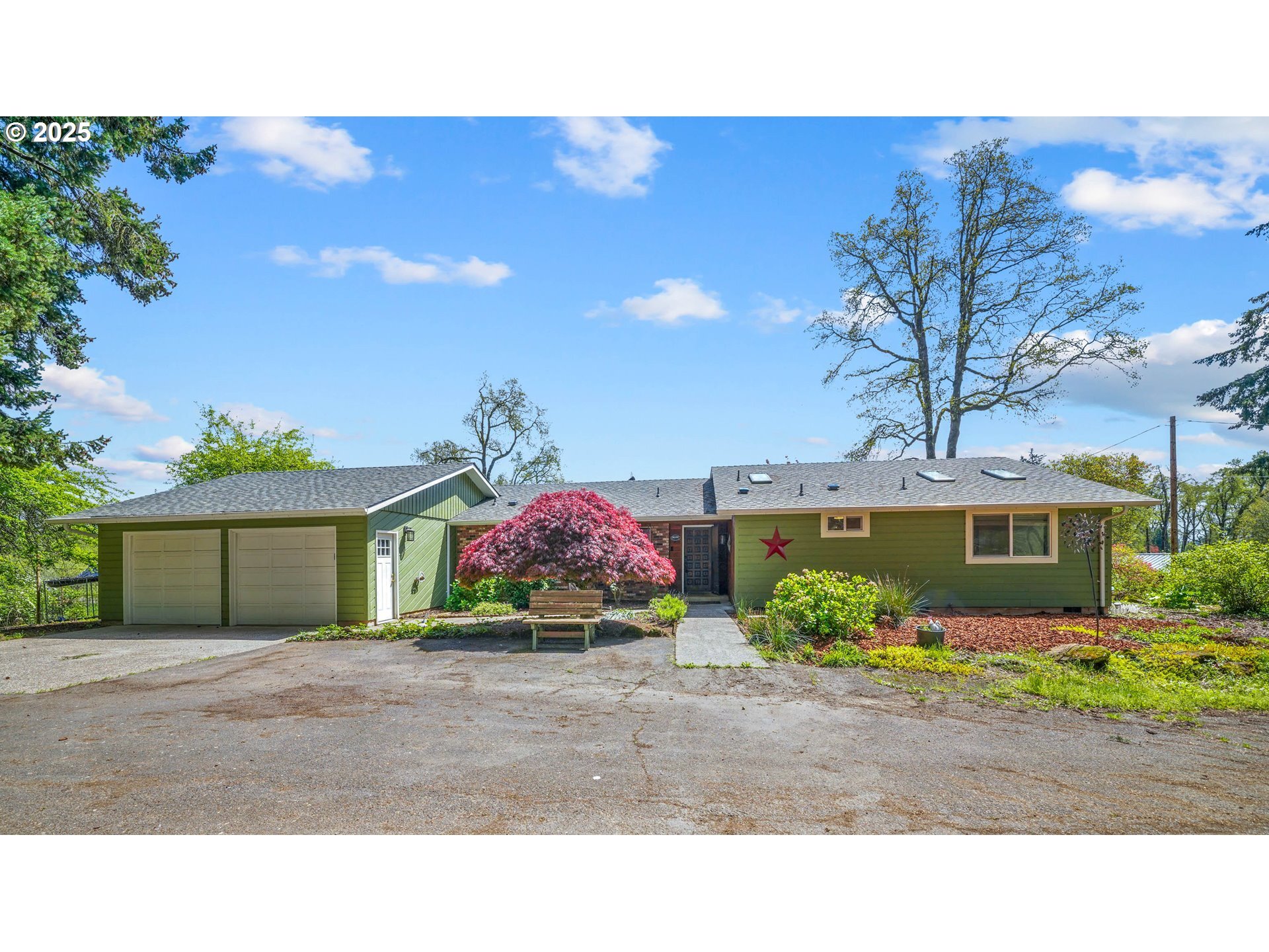 Property Photo:  8690 Aumsville Hwy  OR 97317 