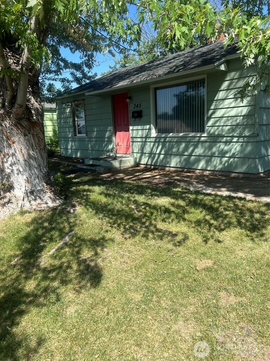 Property Photo:  345 W Ridge Road  WA 98837 