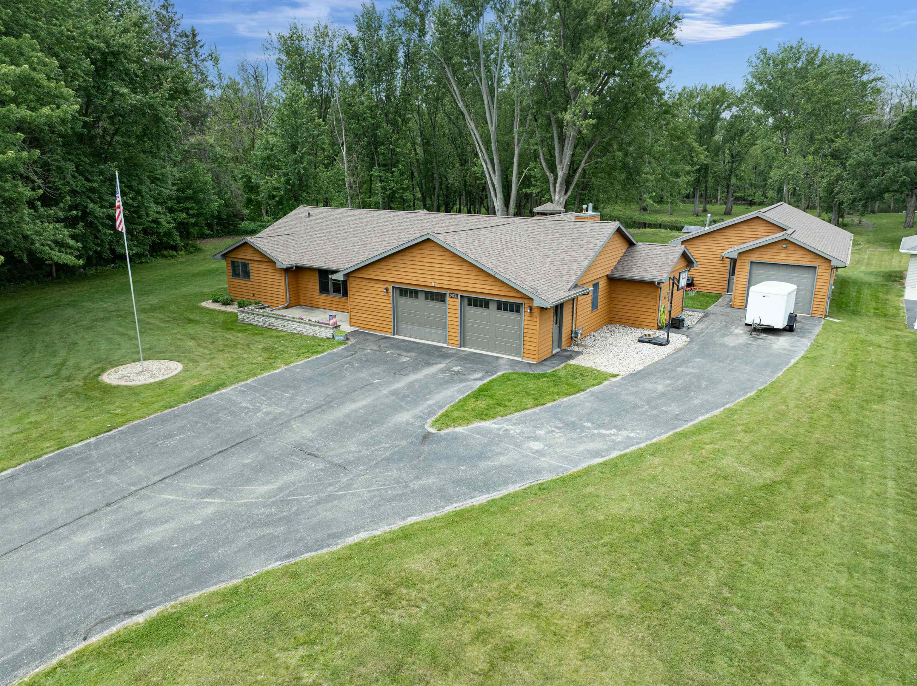 Property Photo: N5811 State Road 187 WI 54170