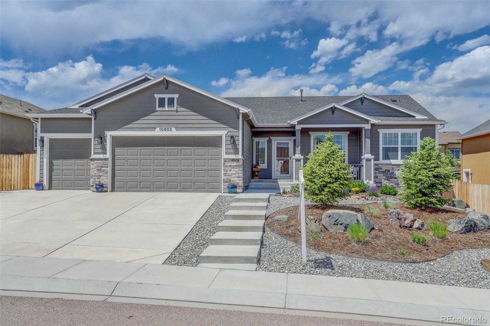 Property Photo: 10652 Wingfiel Lane CO 80831