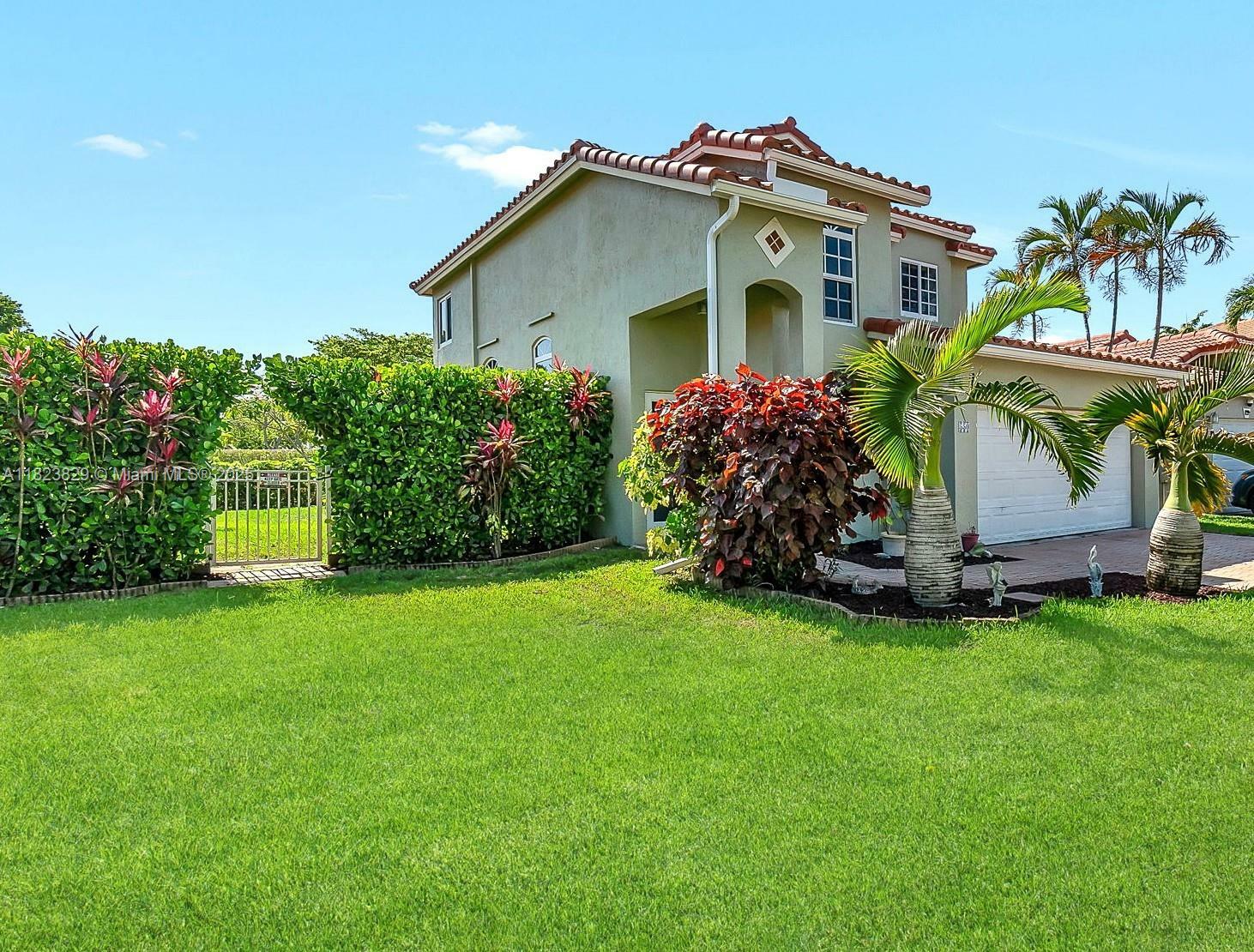 Property Photo:  550 NW 107th Ave  FL 33026 