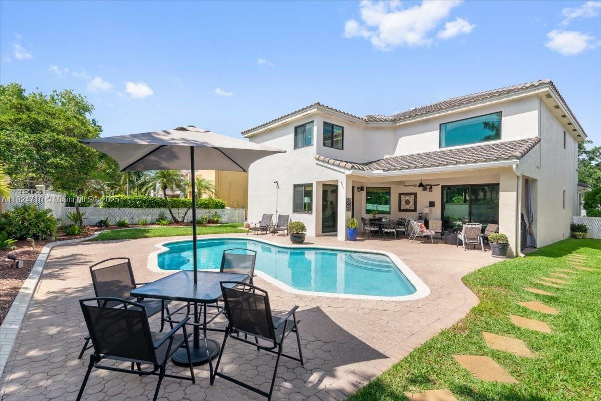 1273 SW 161st Ave  Pembroke Pines FL 33027 photo