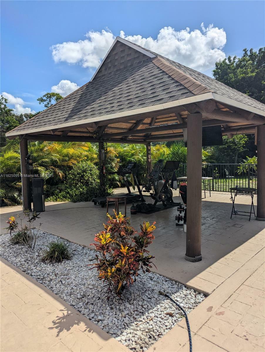 Property Photo: 2171 NW 123rd Ave FL 33323