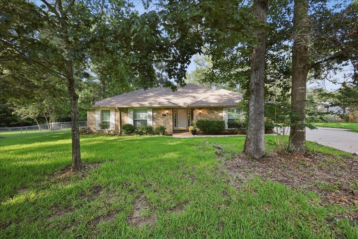 16 Briarcliff Lane  Lumberton TX 77657 photo