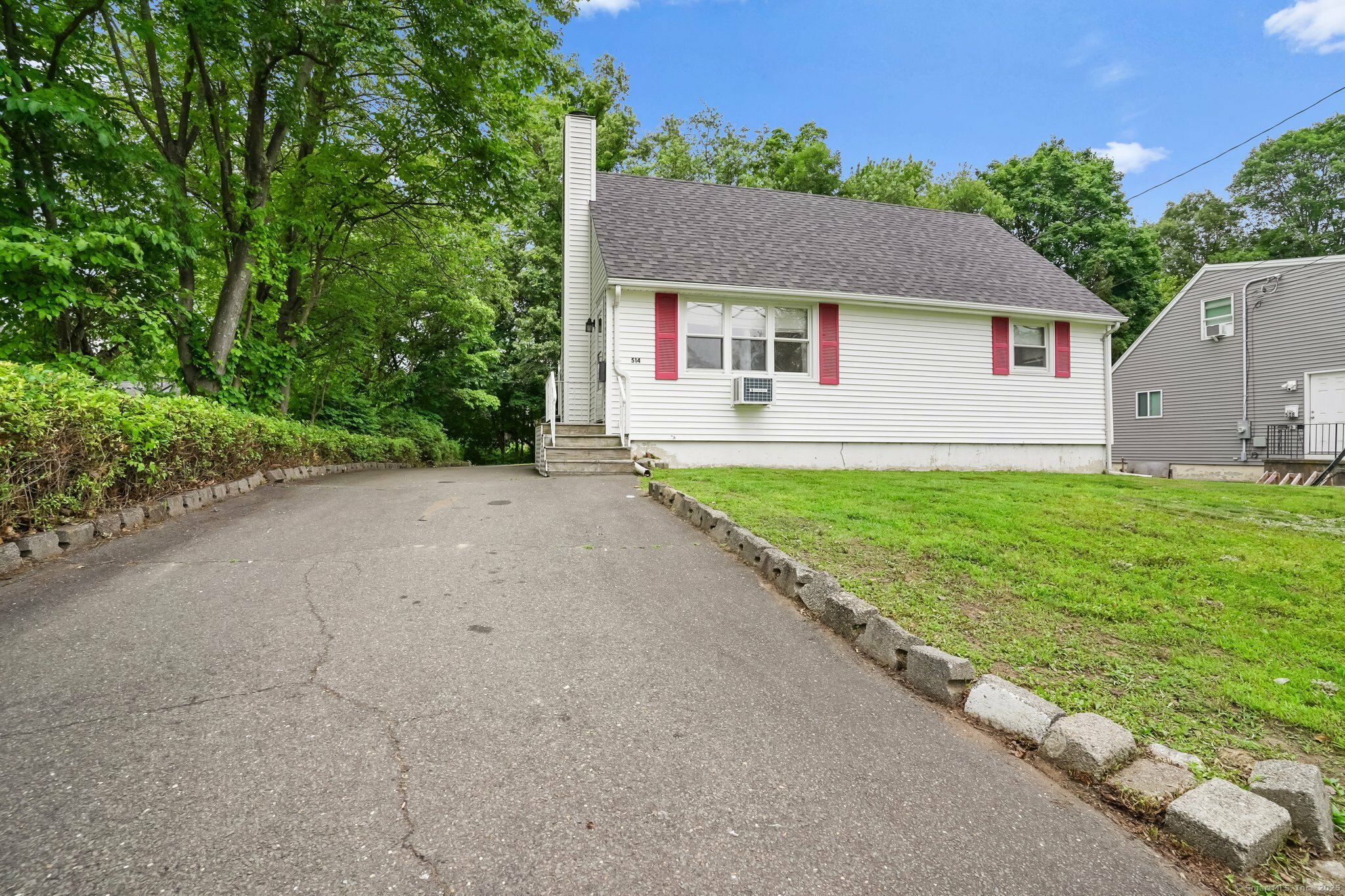 Property Photo: 514 Peet Street CT 06606