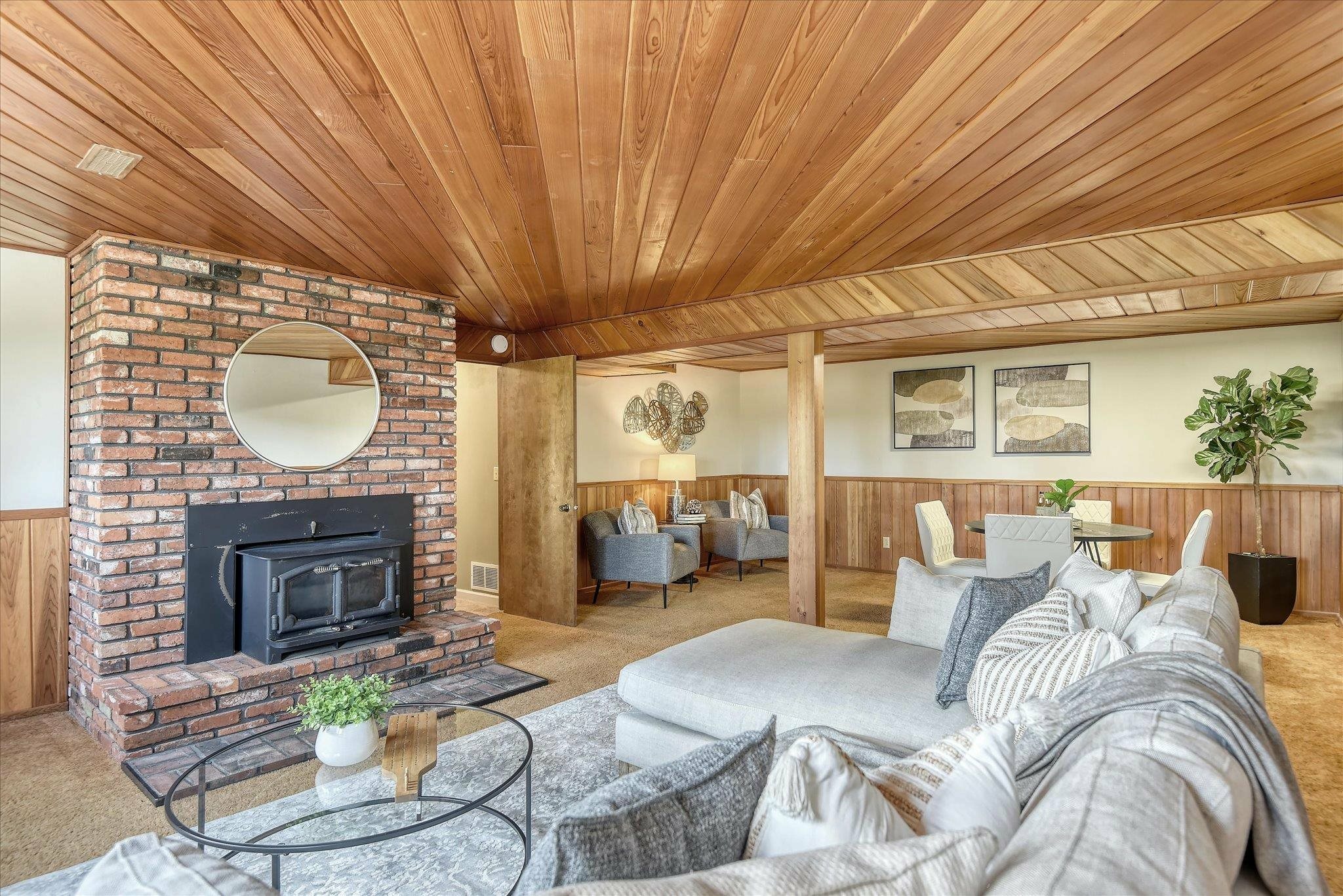 Property Photo: 2505 E Casper Dr WA 99223