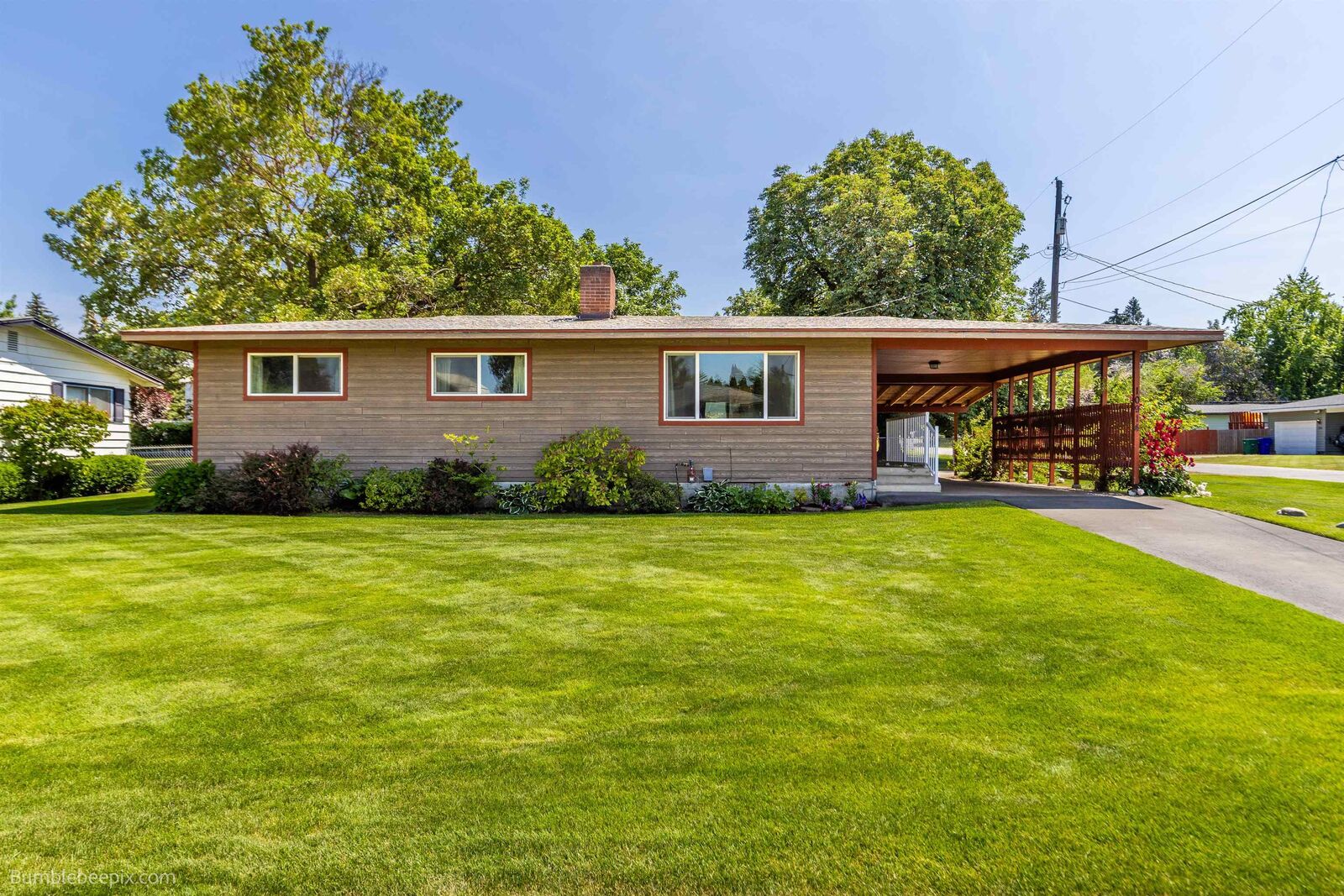 Property Photo: 10914 E 7th Ave WA 99206
