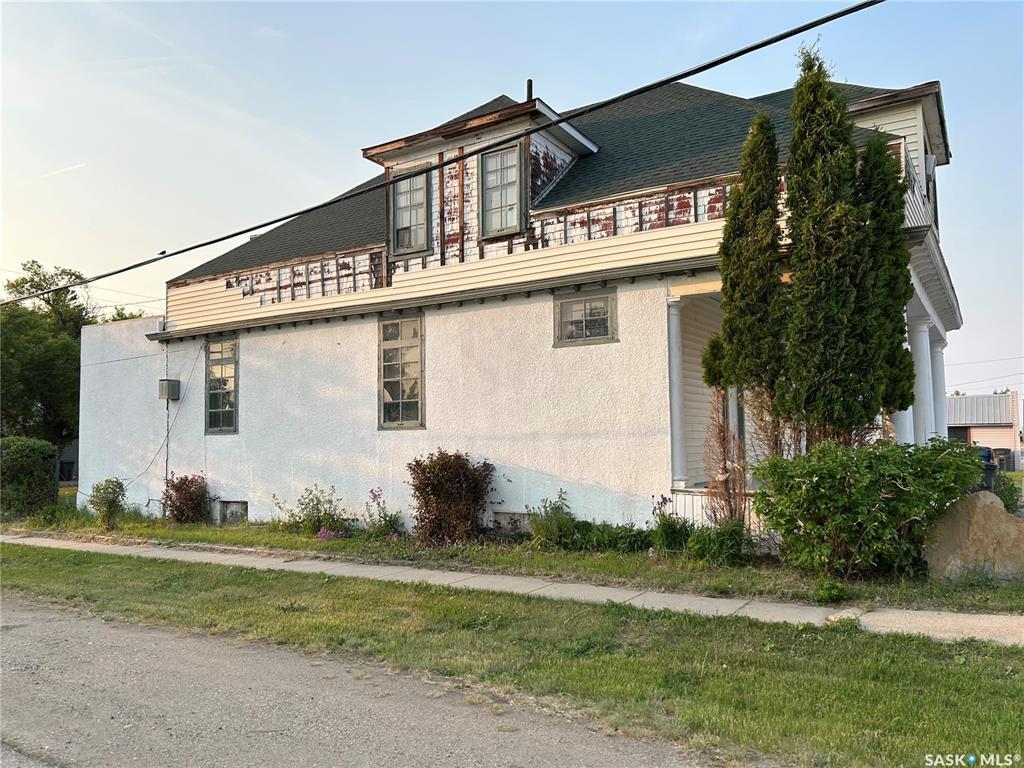 Property Photo:  113 Souris Street  SK S0G 5J0 