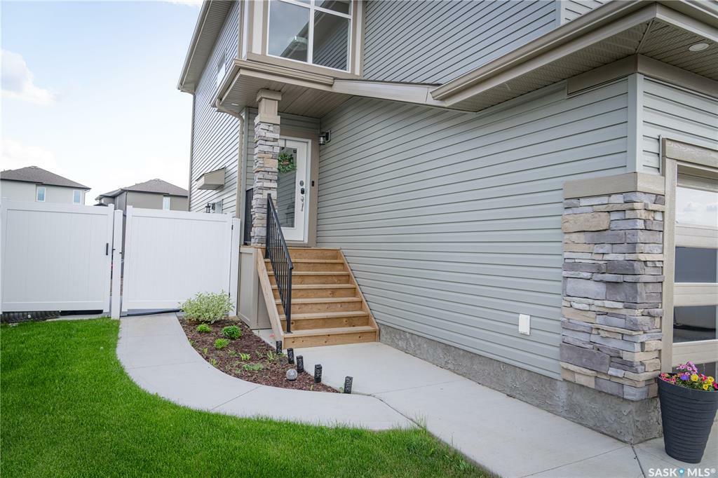 Property Photo: 356 Barrett Street SK S7W 1E7