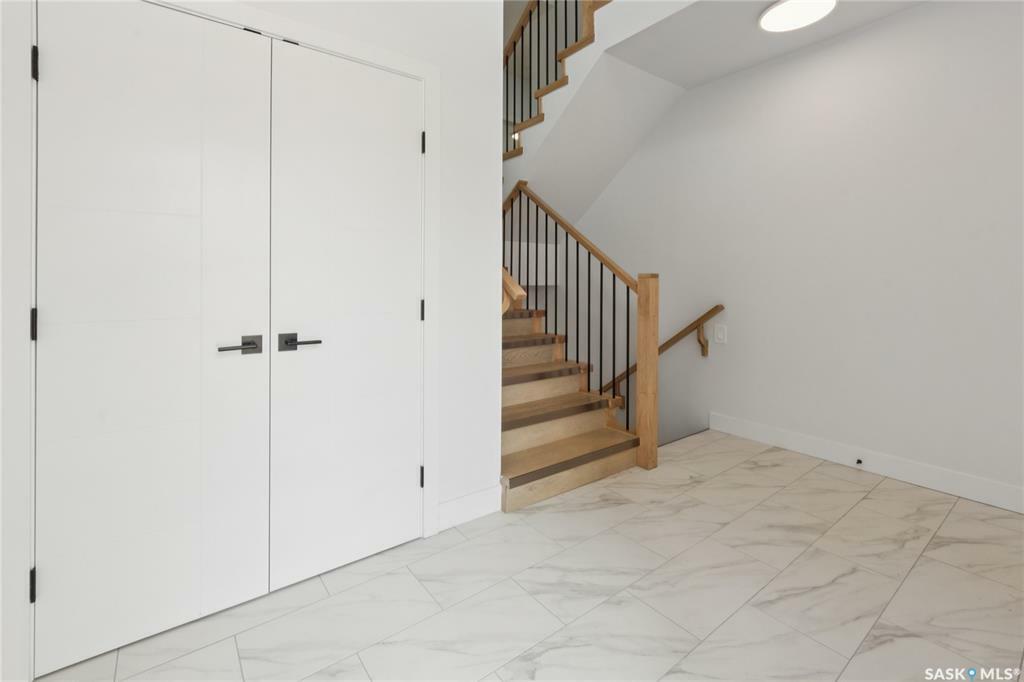 Property Photo: 922 Bentley Manor SK S7L 6P5