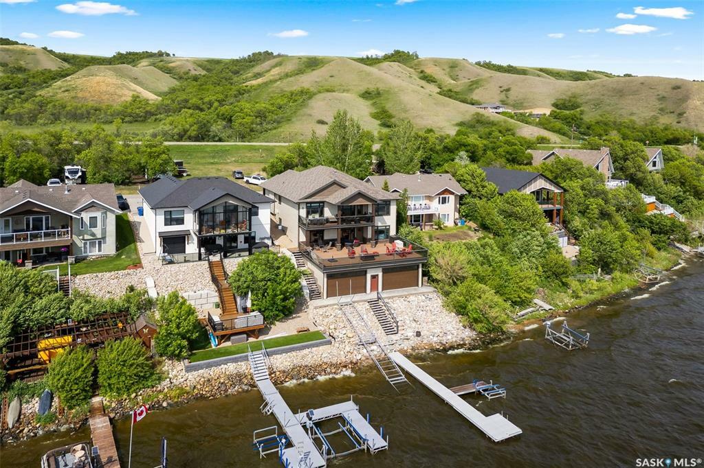 Property Photo: 14 Aaron Drive SK S0G 1S0