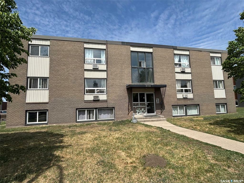 Photo de la propriété: 3113 7th Street E 32 SK S7H 1B2