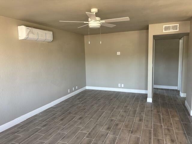 Property Photo: 453 N Oakview Avenue CA 93223