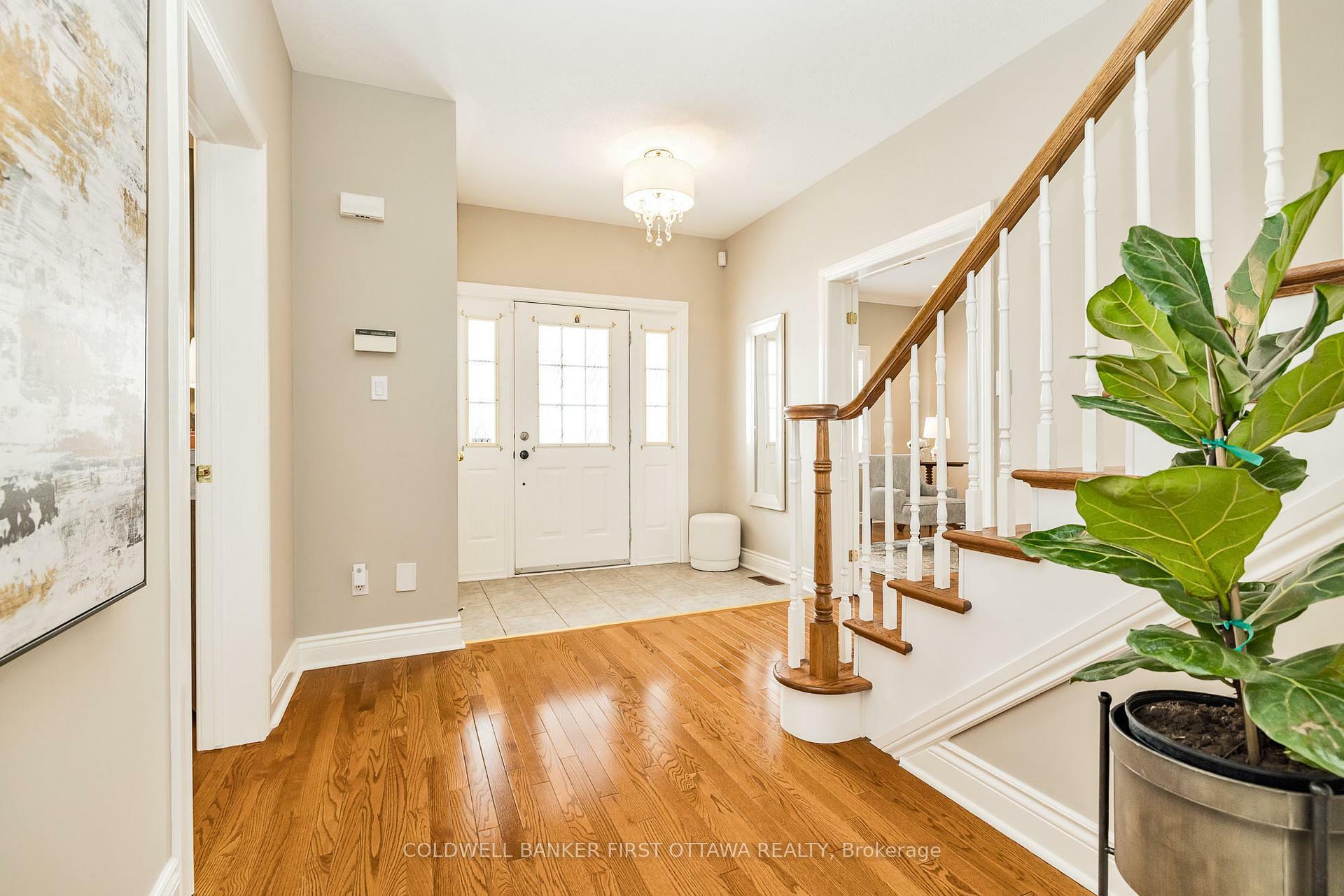 Photo de la propriété: 36 Wendell Avenue ON K2S 1G8