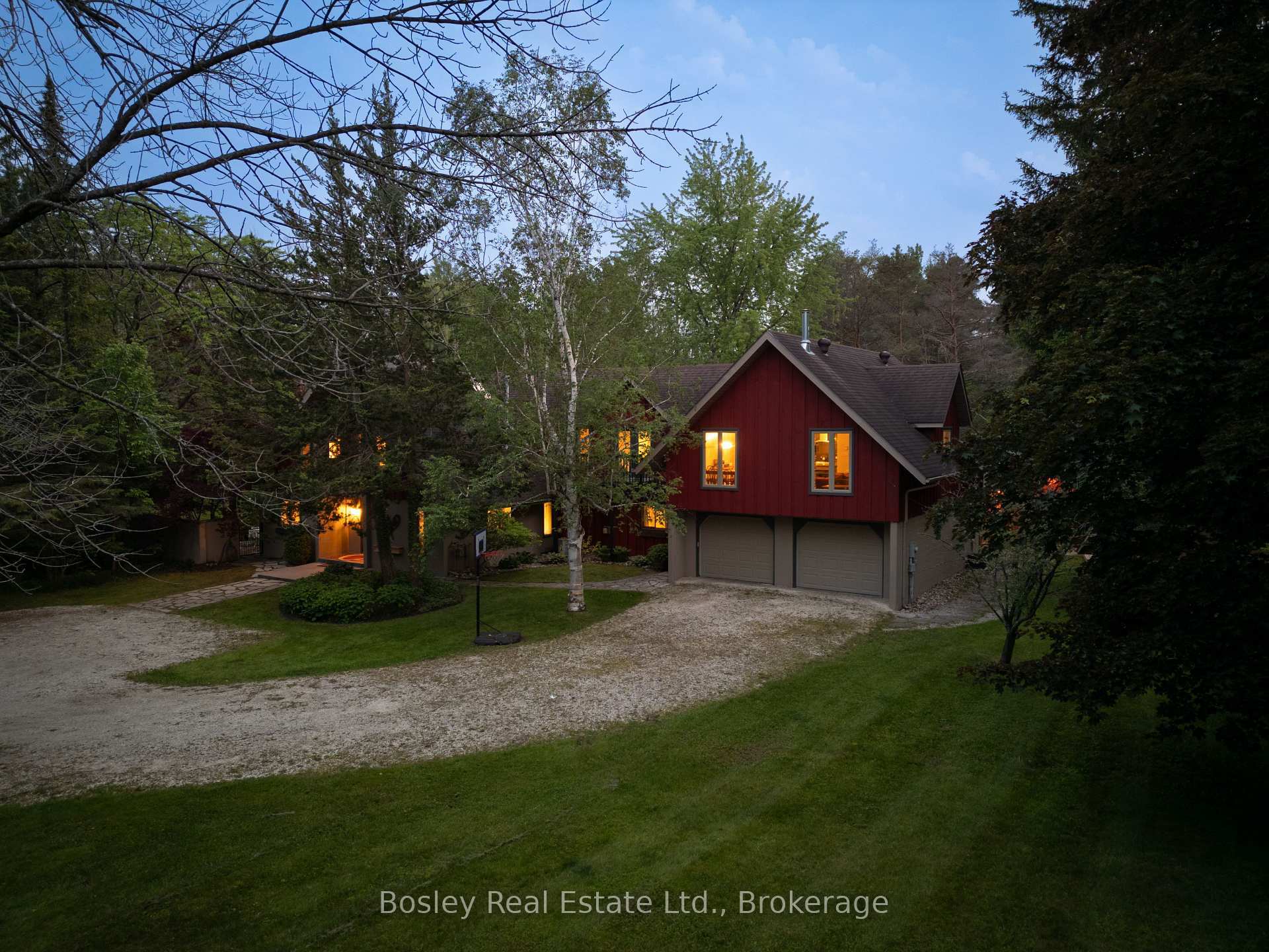 Property Photo: 53 Silver Creek Drive ON L9Y 4W9